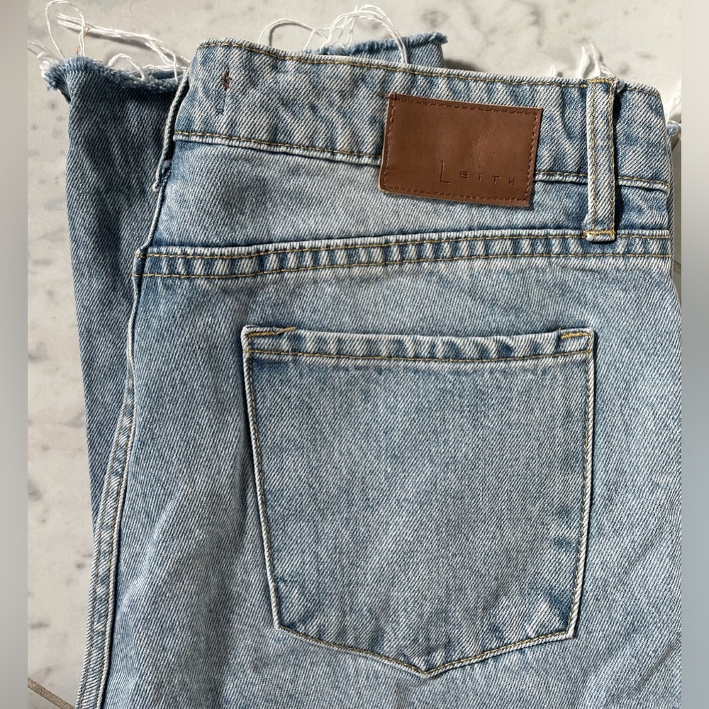 Leith High-Rise Straight Jean- Size 28